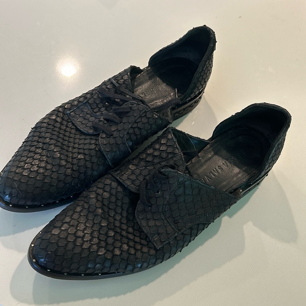 Freda Salvador’s shoes